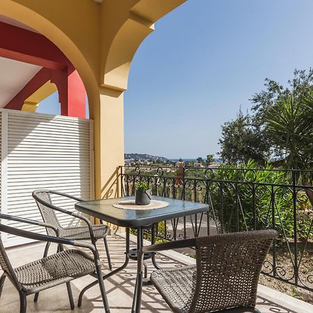 P Koklas Apartments Kota Zakynthos Bagian luar foto